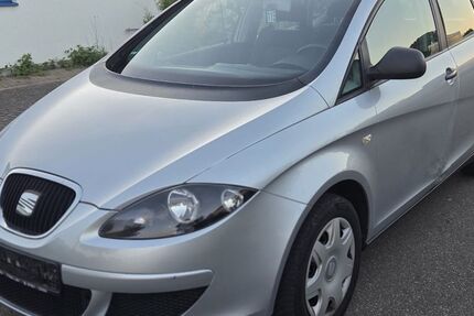 Seat Altea 118.000 km 2.999 &euro; Kippenheim 77971