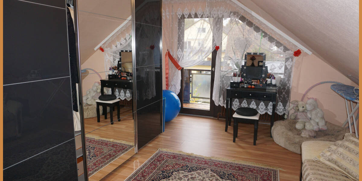 Mehrfamilienhaus, Wohnhaus Zell am Harmersbach Zell - 1 Zimmer, 370 m&sup2;, 845.000&euro; | Angebot:25689016