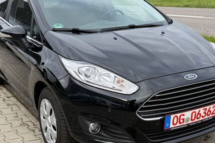 Ford Fiesta 74.000 km 8.999 &euro; Ettenheim 77955