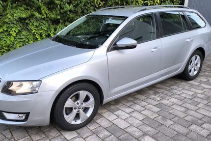 Skoda Octavia 120.000 km 10.300 &euro; Offenburg 77652