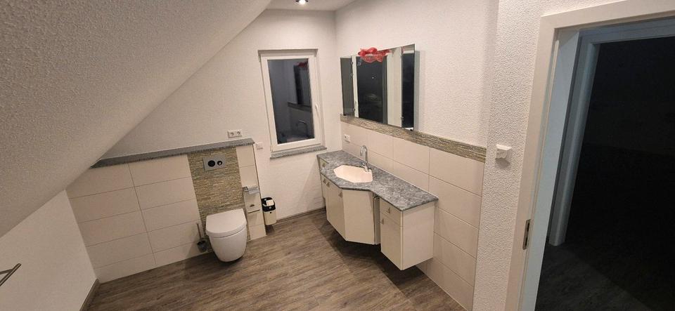 Dachgeschoßwohnung Rust - 3 Zimmer, 90 m&sup2;, 1.770&euro; | Angebot:26040745