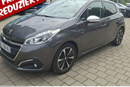 Peugeot 208 67.149 km 9.585 &euro; Achern 77855