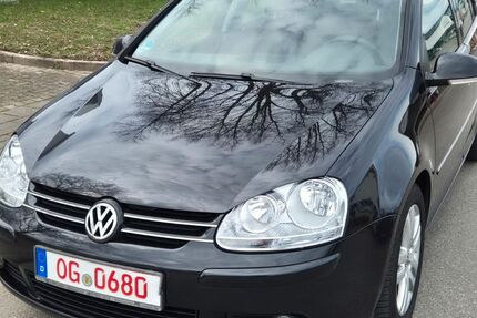 VW Golf 217.000 km 2.666 &euro; Kippenheim 77971