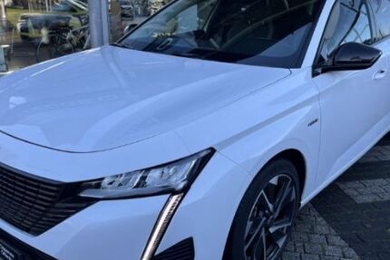 Peugeot 308 42.077 km 22.900 &euro; Offenburg 77654