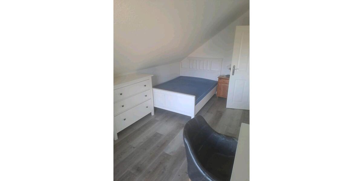 Etagenwohnung Lahr (Schwarzwald) - 1 Zimmer, 15 m&sup2;, 600&euro; | Angebot:25903874