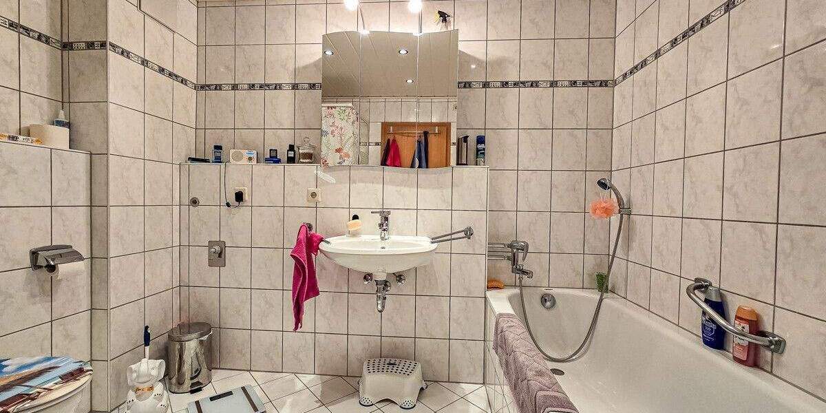 Reihenmittelhaus Kehl Auenheim - 4 Zimmer, 125 m&sup2;, 350.000&euro; | Angebot:25850179