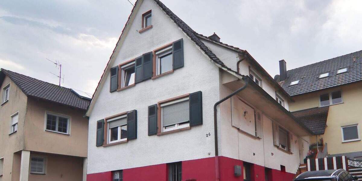 Etagenwohnung Lahr/Schwarzwald Sulz - 8 Zimmer, 156 m&sup2;, 269.000&euro; | Angebot:25740354