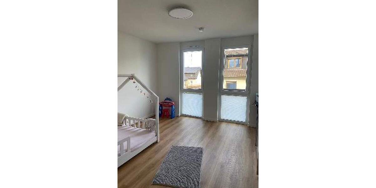 Etagenwohnung Schwanau Ottenheim - 4 Zimmer, 122 m&sup2;, 1.443&euro; | Angebot:25753344