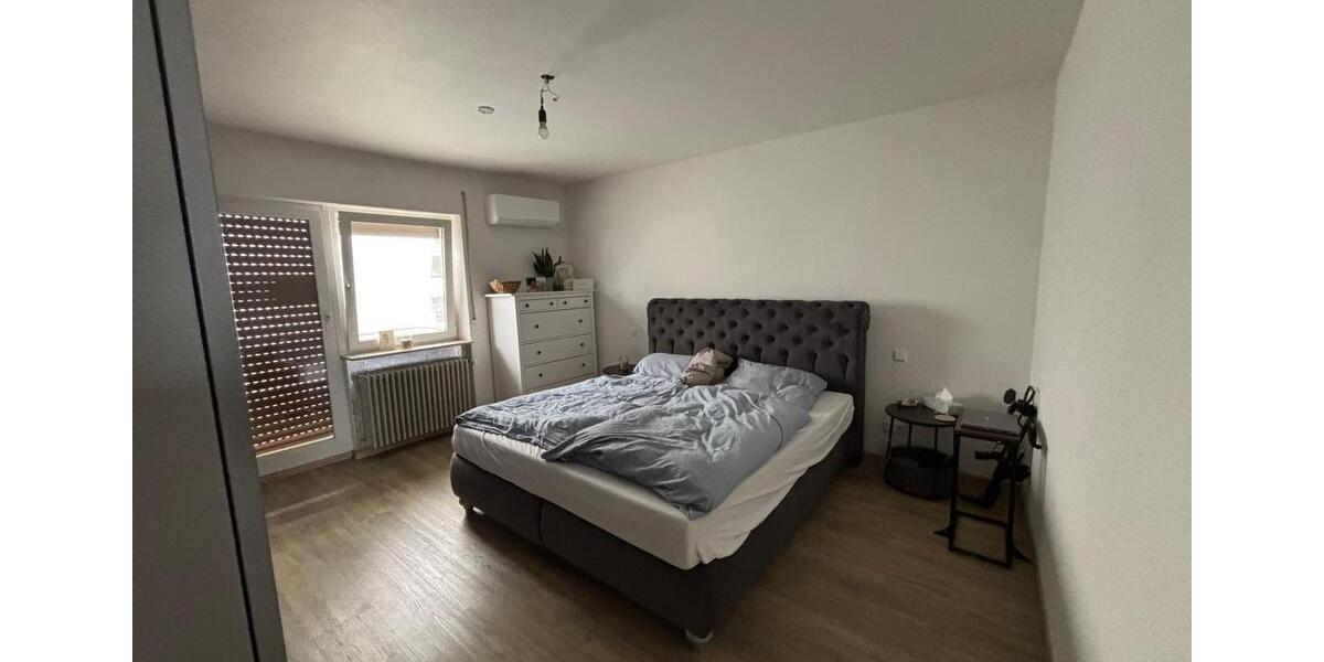 Reihenhaus Friesenheim - 8 Zimmer, 174 m&sup2;, 480.000&euro; | Angebot:25892628