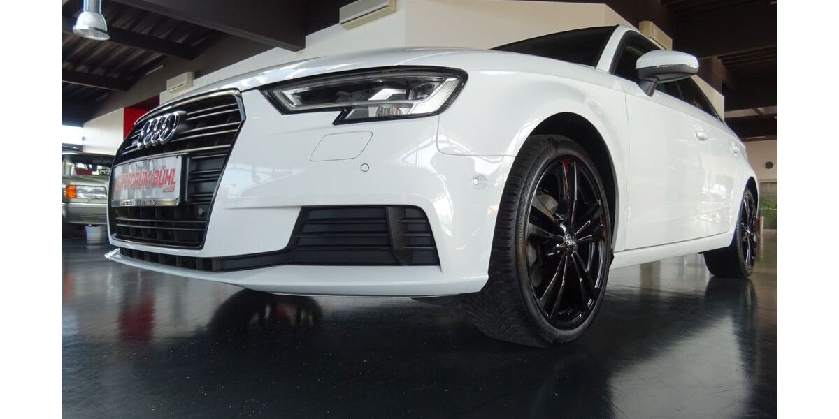 Audi A3 123.111 km 17.490 &euro; Bühl 77815