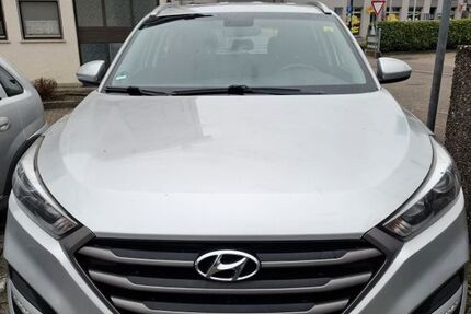 Hyundai TUCSON 70.130 km 14.800 &euro; Lahr 77933