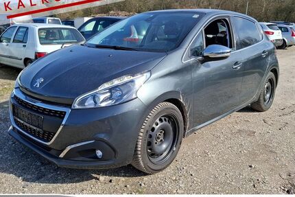 Peugeot 208 54.701 km 8.385 &euro; Achern 77855