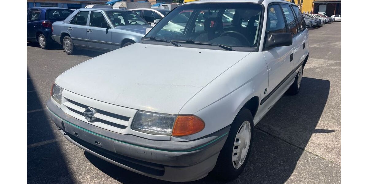 Opel Astra 156.000 km 2.299 &euro; Herbolzheim 79336