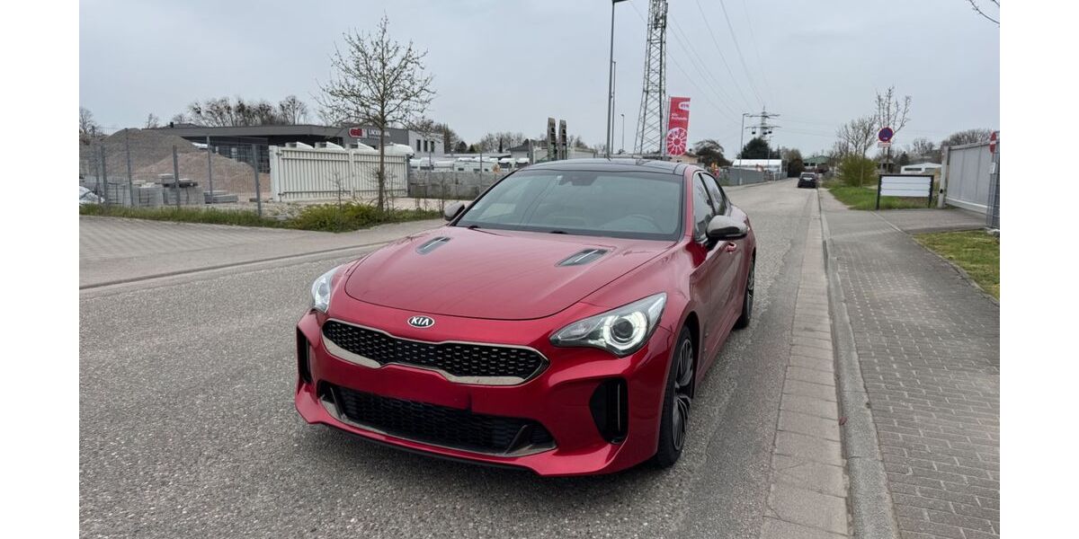 Kia Stinger 299.000 km 14.900 &euro; Lahr 77933