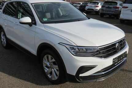 VW Tiguan 55.590 km 24.400 &euro; Sasbach 77880