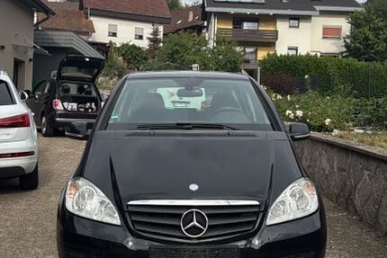 Mercedes-Benz A 180 189.984 km 2.500 &euro; Bühlertal 77830