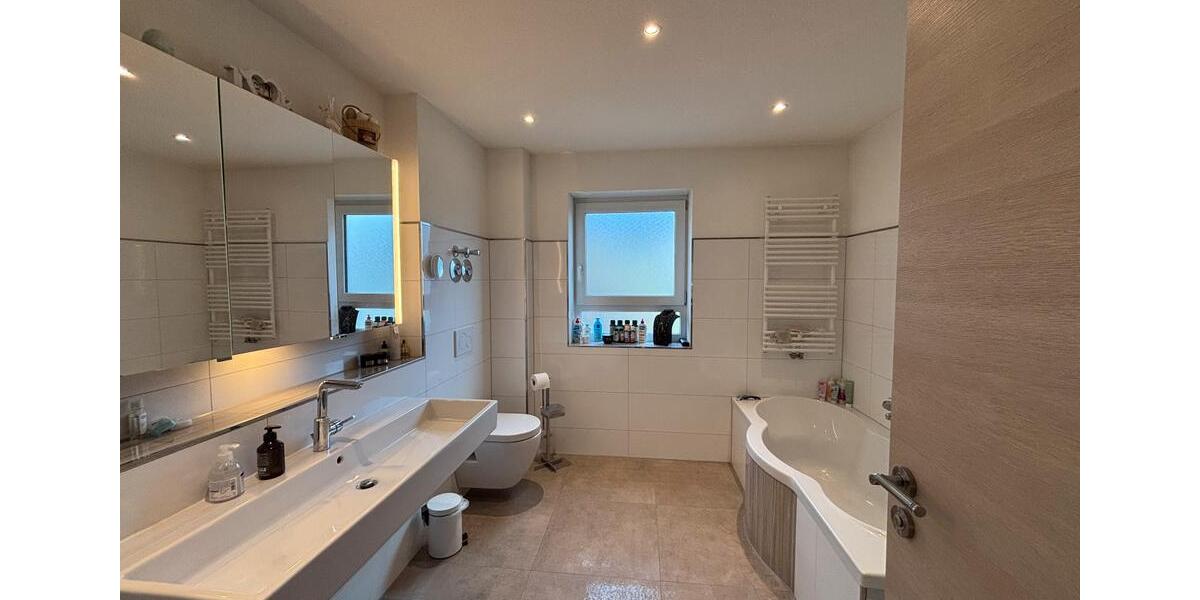 Etagenwohnung Ettenheim - 3 Zimmer, 109 m&sup2;, 1.380&euro; | Angebot:25594084