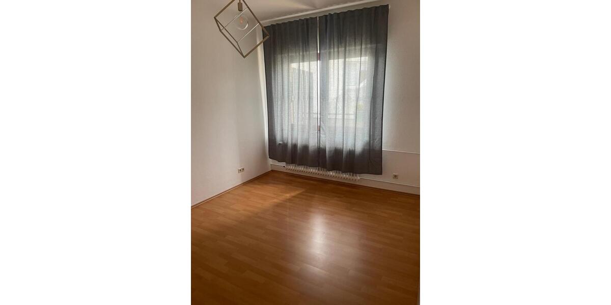 Etagenwohnung Bühl - 3 Zimmer, 70 m&sup2;, 1.150&euro; | Angebot:25274959