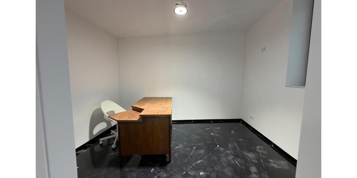 Gewerbeobjekt Lahr (Schwarzwald) - 2.500&euro; | Angebot:25959006