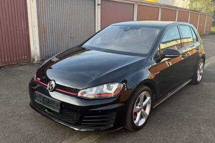 VW Golf 140.000 km 15.500 &euro; Achern 77855
