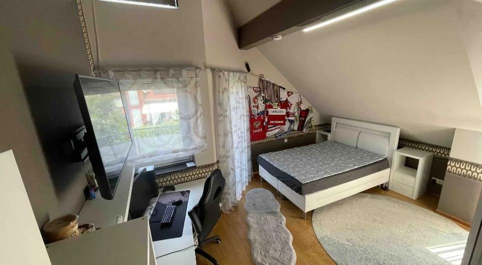 Einfamilienhaus Schwanau - 10 Zimmer, 273 m&sup2;, 720.000&euro; | Angebot:26819384