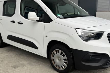 Opel Combo 160.000 km 10.350 &euro; Offenburg 77654