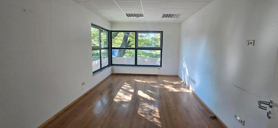 Gewerbeobjekt Lahr (Schwarzwald) - 9&euro; | Angebot:23085598