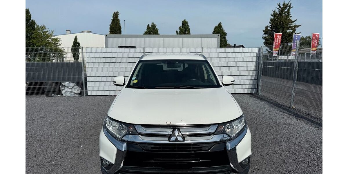 Mitsubishi Outlander 231.065 km 7.400 &euro; KEHL 77694