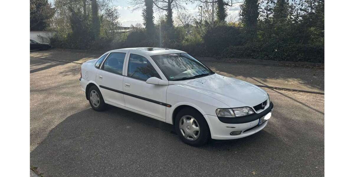 Opel Vectra 61.750 km 2.200 &euro; Willstätt 77731