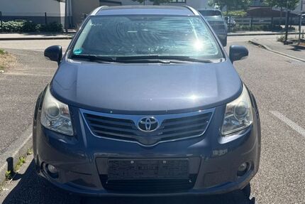 Toyota Avensis 270.000 km 2.990 &euro; Appenweier 77767