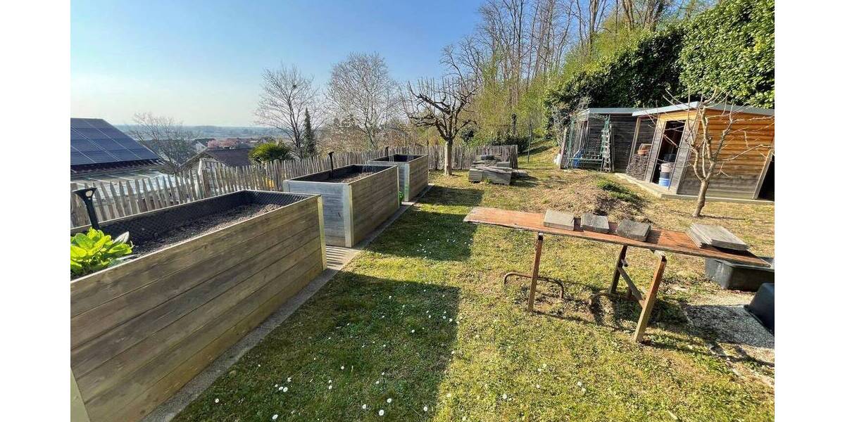 Mehrfamilienhaus, Wohnhaus Friesenheim - 9 Zimmer, 240 m&sup2;, 1.180.000&euro; | Angebot:26142606