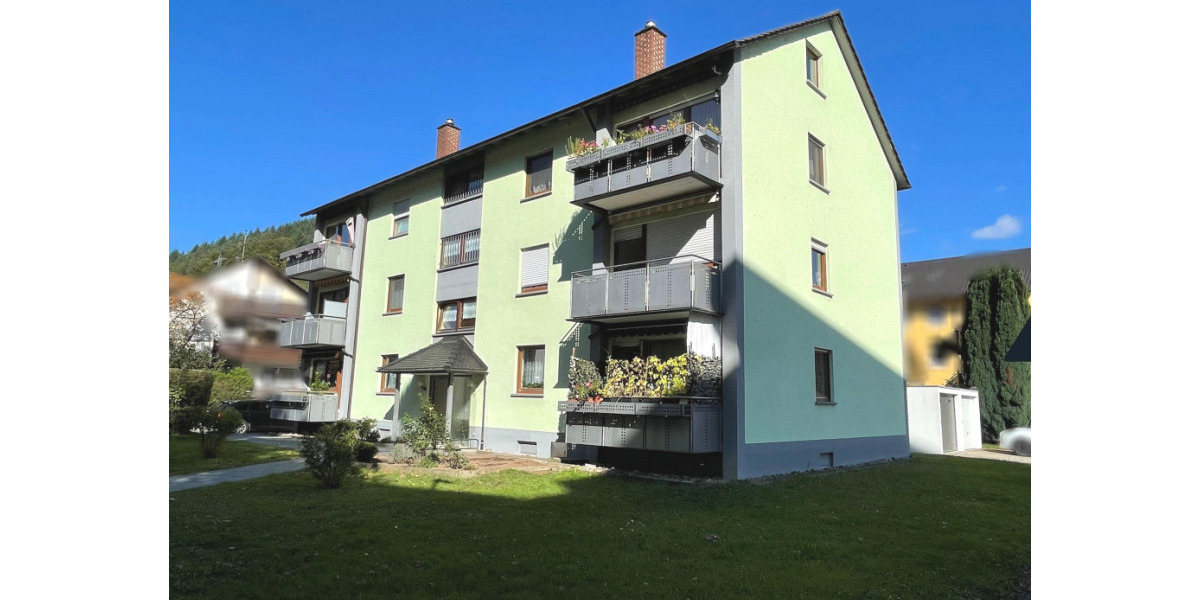 Etagenwohnung Hausach - 3 Zimmer, 74 m&sup2;, 218.000&euro; | Angebot:25703704