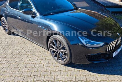 Maserati Ghibli 94.800 km 36.890 &euro; Zell am Harmersbach 77736
