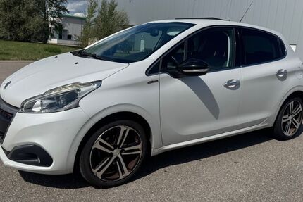 Peugeot 208 107.000 km 7.800 &euro; Ottersweier 77833