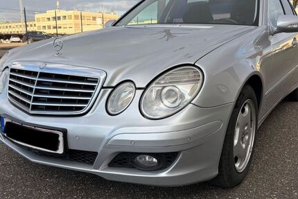 Mercedes-Benz E 220 290.000 km 4.400 &euro; Lahr 77933