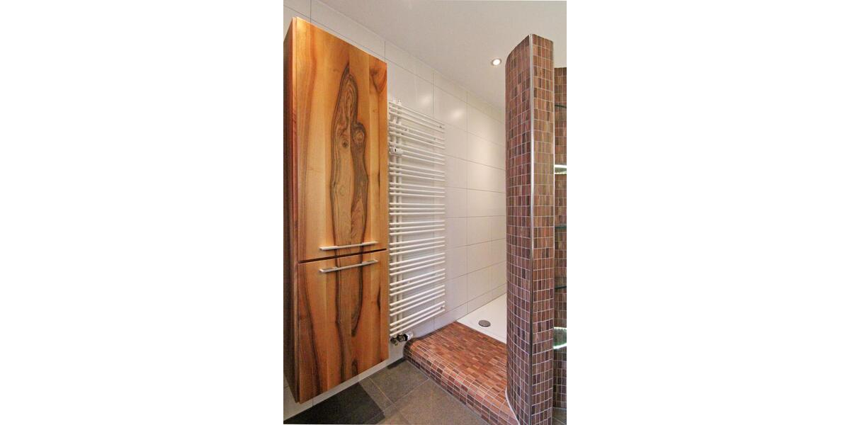 Etagenwohnung Kappelrodeck - 5.5 Zimmer, 140 m&sup2;, 1.400&euro; | Angebot:25056369