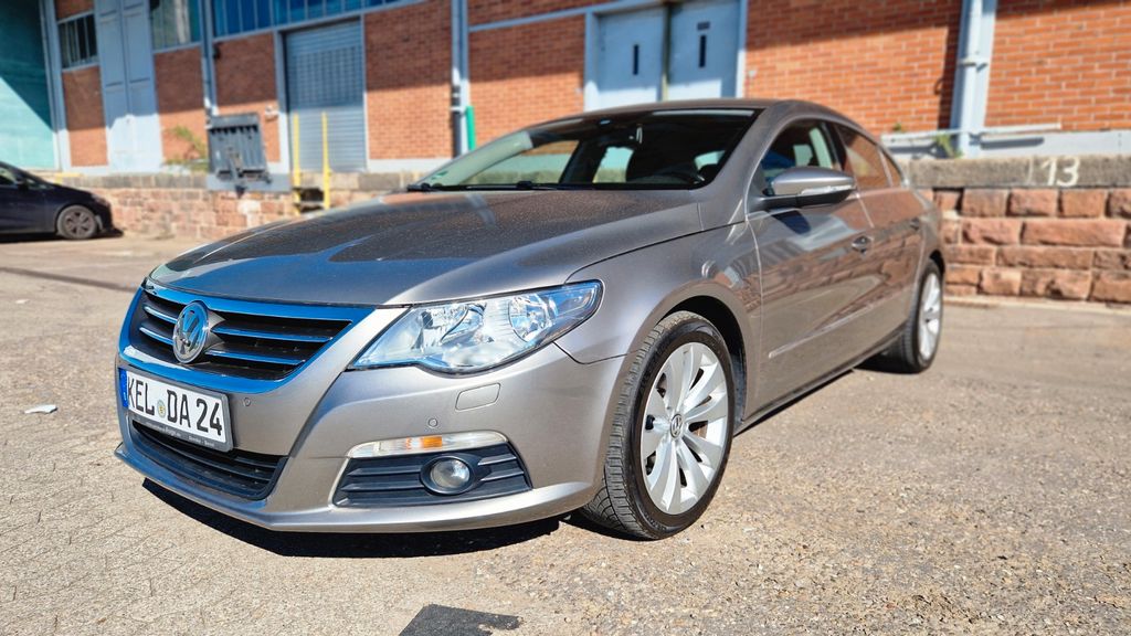 VW Passat CC 183.000 km 8.490 &euro; Kehl 77964
