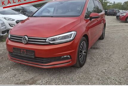 VW Touran 169.018 km 14.985 &euro; Achern 77855