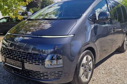 Hyundai STARIA 18.020 km 43.500 &euro; Offenburg 77652