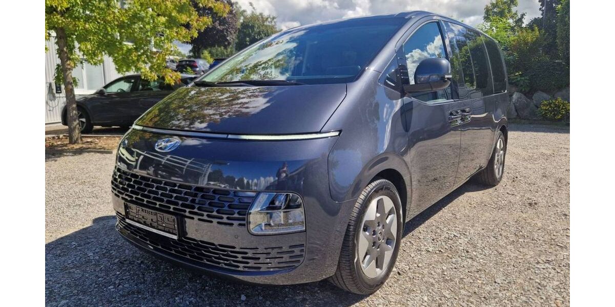 Hyundai STARIA 18.020 km 43.500 &euro; Offenburg 77652