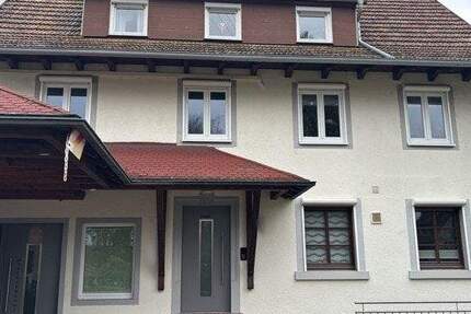 Wohnung Zell Unterharmersbach - 4 Zimmer, 81 m&sup2;, 175.000&euro; | Angebot:25671441