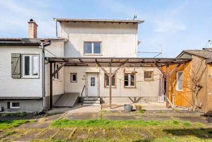 Haus Lichtenau - 6 Zimmer, 212 m&sup2;, 359.000&euro; | Angebot:25298611