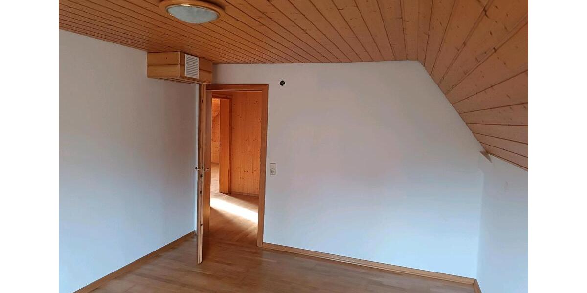 Einfamilienhaus Sasbachwalden - 6 Zimmer, 160 m&sup2;, 1.450&euro; | Angebot:27617782