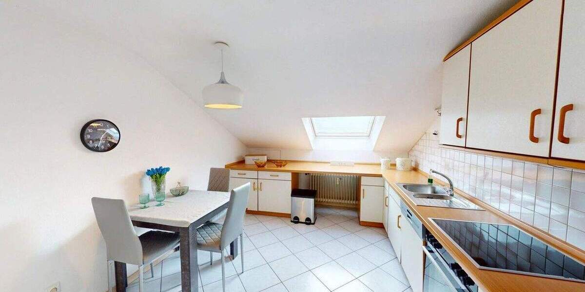 Etagenwohnung Seebach - 2 Zimmer, 69 m&sup2;, 139.000&euro; | Angebot:25660479