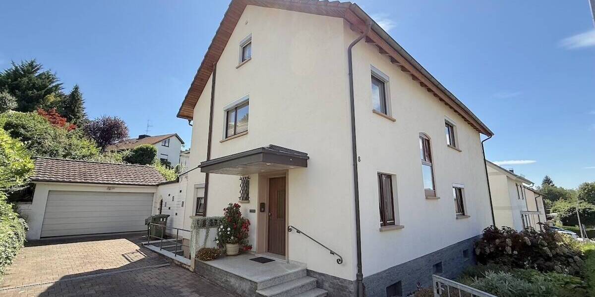 Einfamilienhaus Lahr/Schwarzwald Lahr - 7 Zimmer, 179 m&sup2;, 595.000&euro; | Angebot:25727817