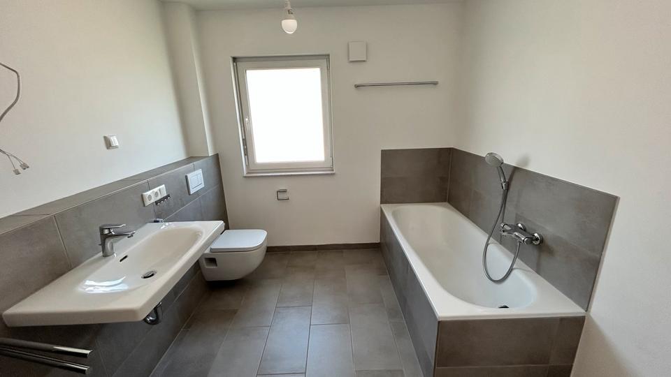 Etagenwohnung Kehl - 4 Zimmer, 135 m&sup2;, 1.751&euro; | Angebot:25362227