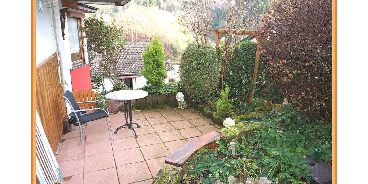 Etagenwohnung Bad Peterstal-Griesbach / Bad Griesbach Bad Griesbach - 2 Zimmer, 66 m&sup2;, 129.000&euro; | Angebot:25689019