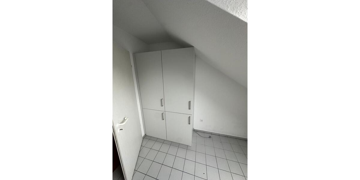Dachgeschoßwohnung Offenburg Rammersweier - 3 Zimmer, 60 m&sup2;, 935&euro; | Angebot:26548953