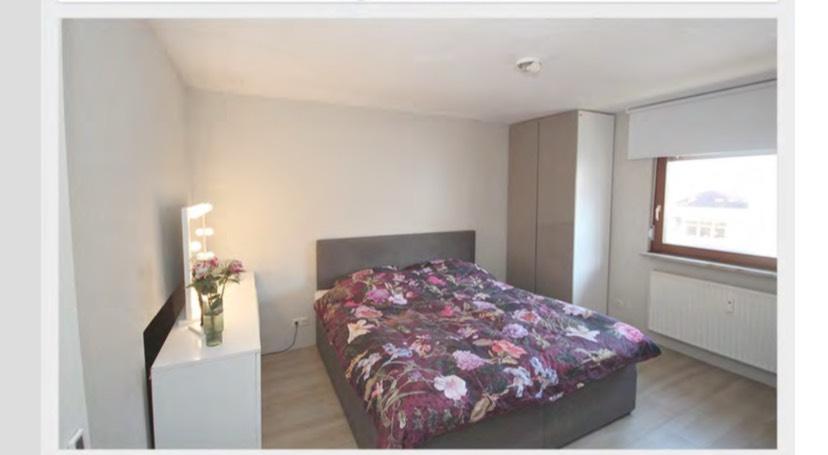 Mehrfamilienhaus, Wohnhaus Rheinau - 9 Zimmer, 270 m&sup2;, 485.000&euro; | Angebot:25087520