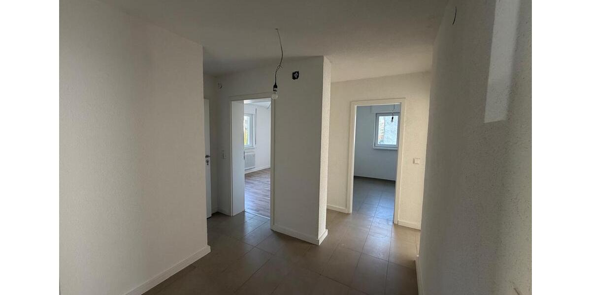 Etagenwohnung Kehl - 5 Zimmer, 120 m&sup2;, 1.300&euro; | Angebot:25972428